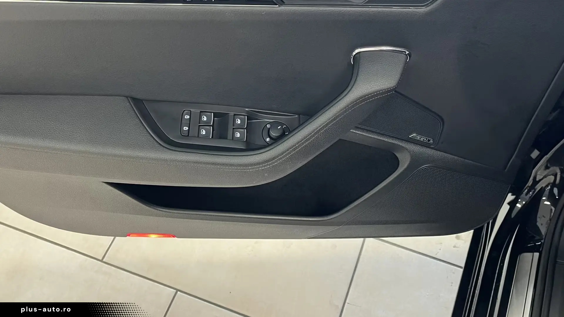 Skoda Superb L&K iV Leather 360 Cam LED AHK Navi CarPlay