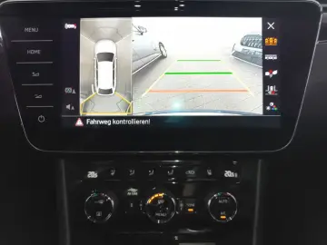 Skoda SUPERB 2.0TDI L&K 4x4  AHK MATRIX STD.HZG 360KAM