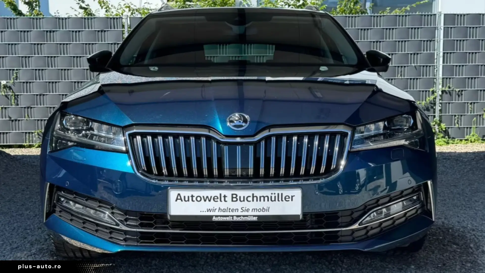 Skoda Superb 2.0 TDI DSG 4x4 L&K STANDH PANO