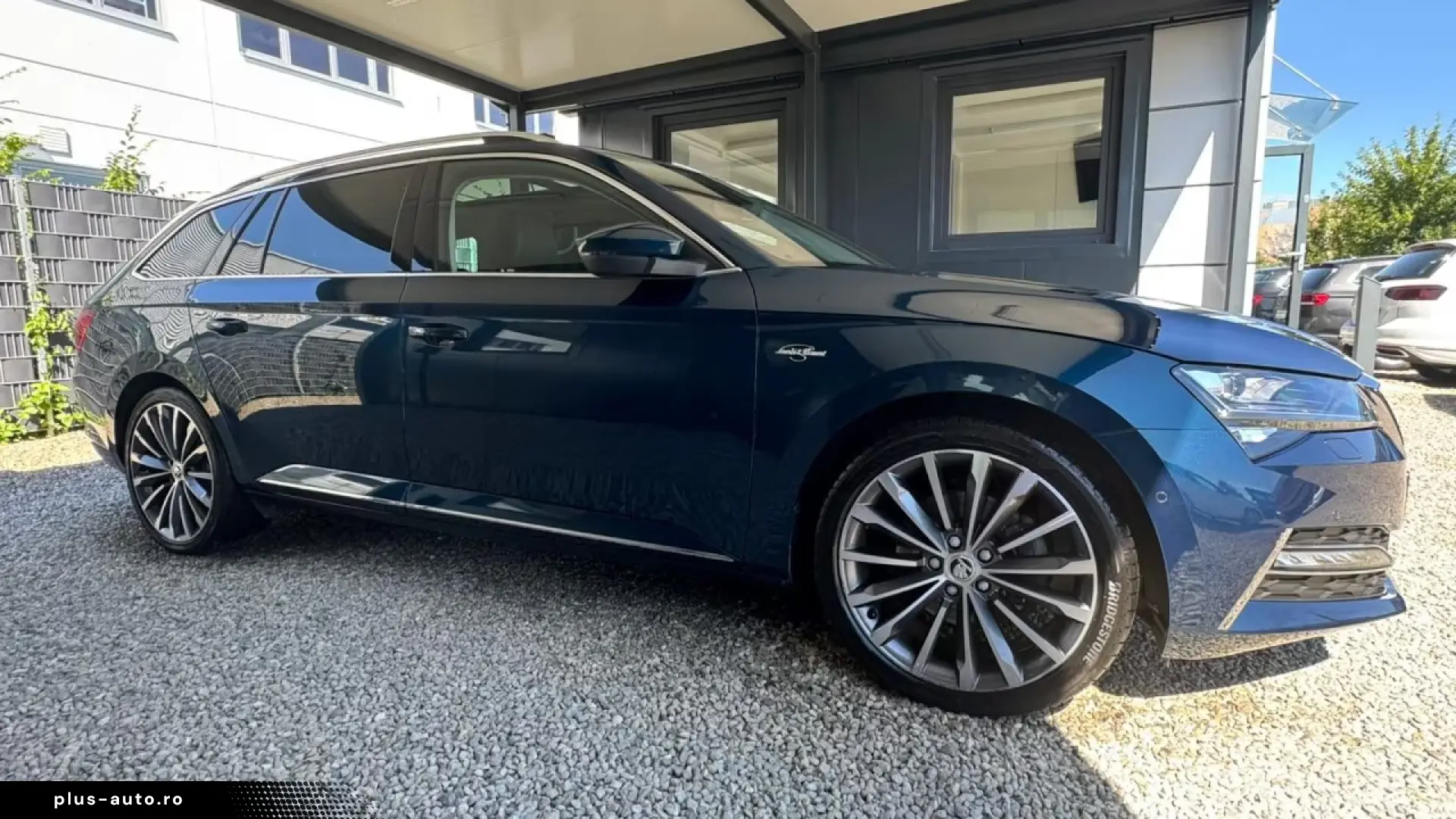Skoda Superb 2.0 TDI DSG 4x4 L&K STANDH PANO