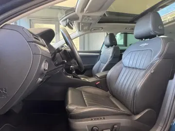 Skoda Superb 2.0 TDI DSG 4x4 L&K STANDH PANO