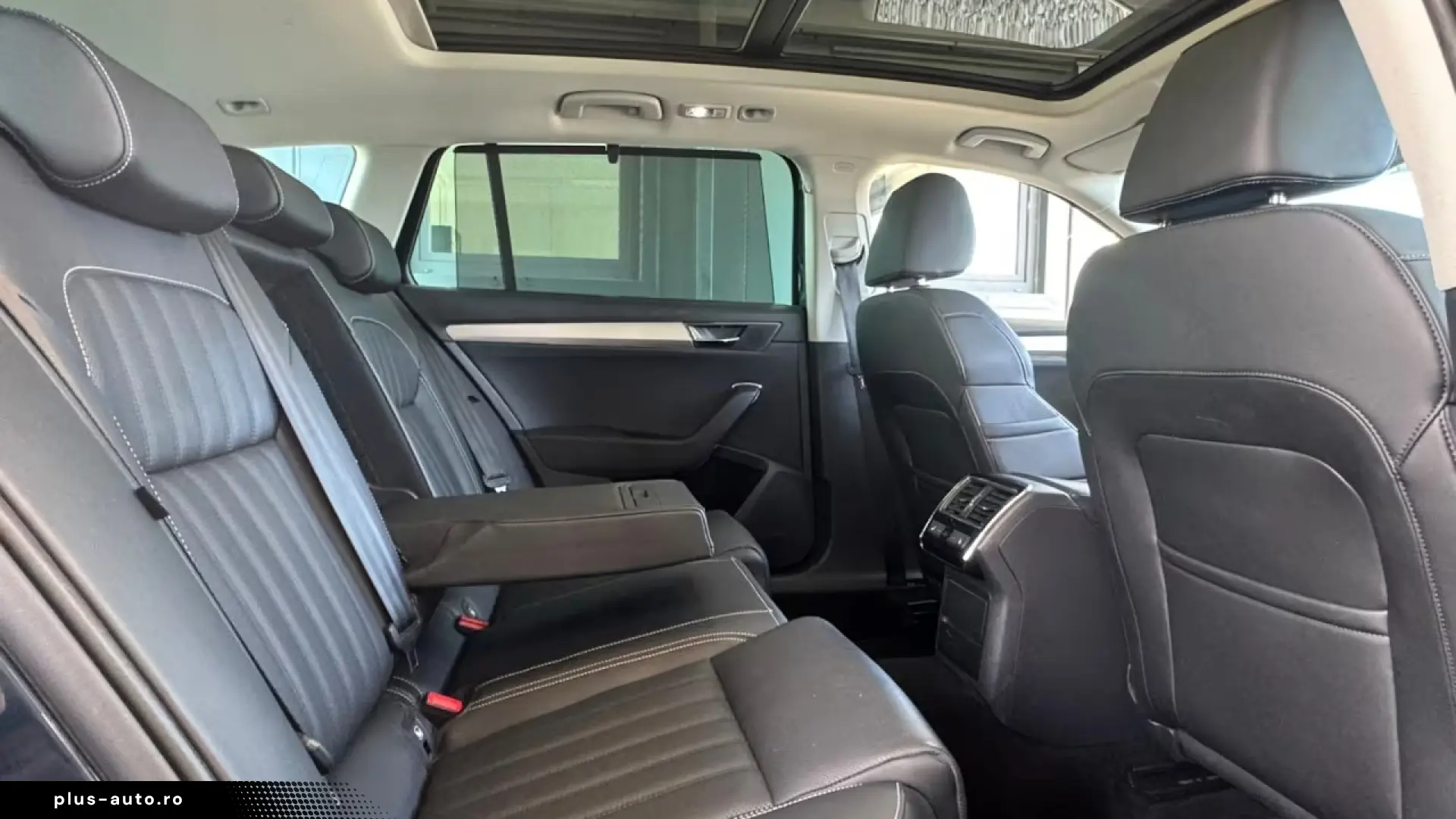 Skoda Superb 2.0 TDI DSG 4x4 L&K STANDH PANO