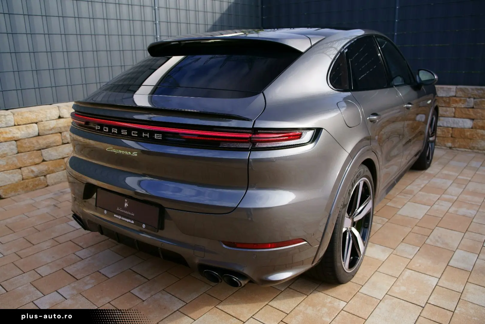 PORSCHE Cayenne Coupe S E-Hybrid SportDesign