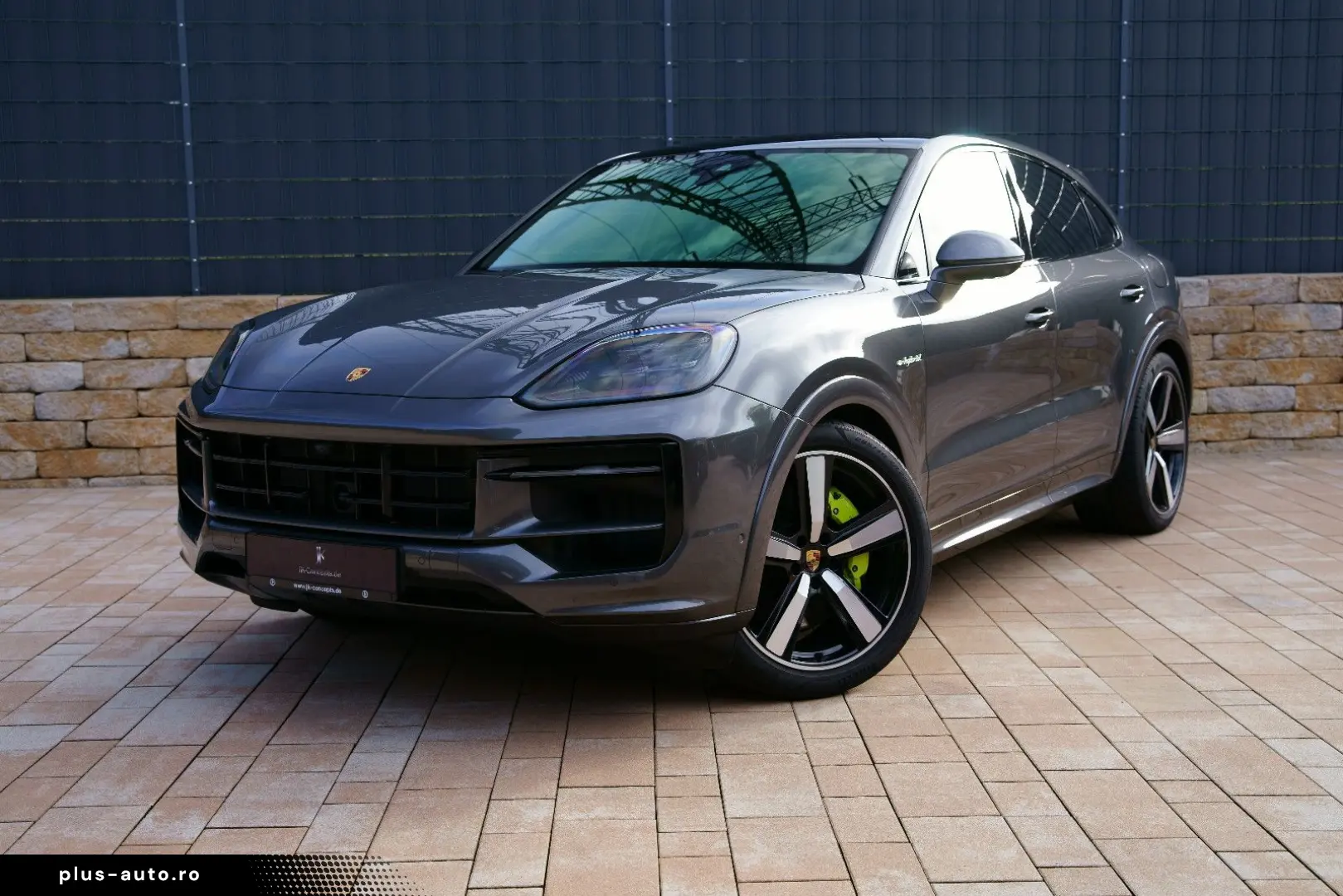 PORSCHE Cayenne Coupe S E-Hybrid SportDesign