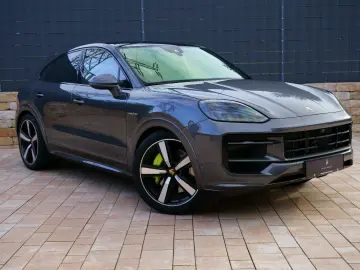 PORSCHE Cayenne Coupe S E-Hybrid SportDesign