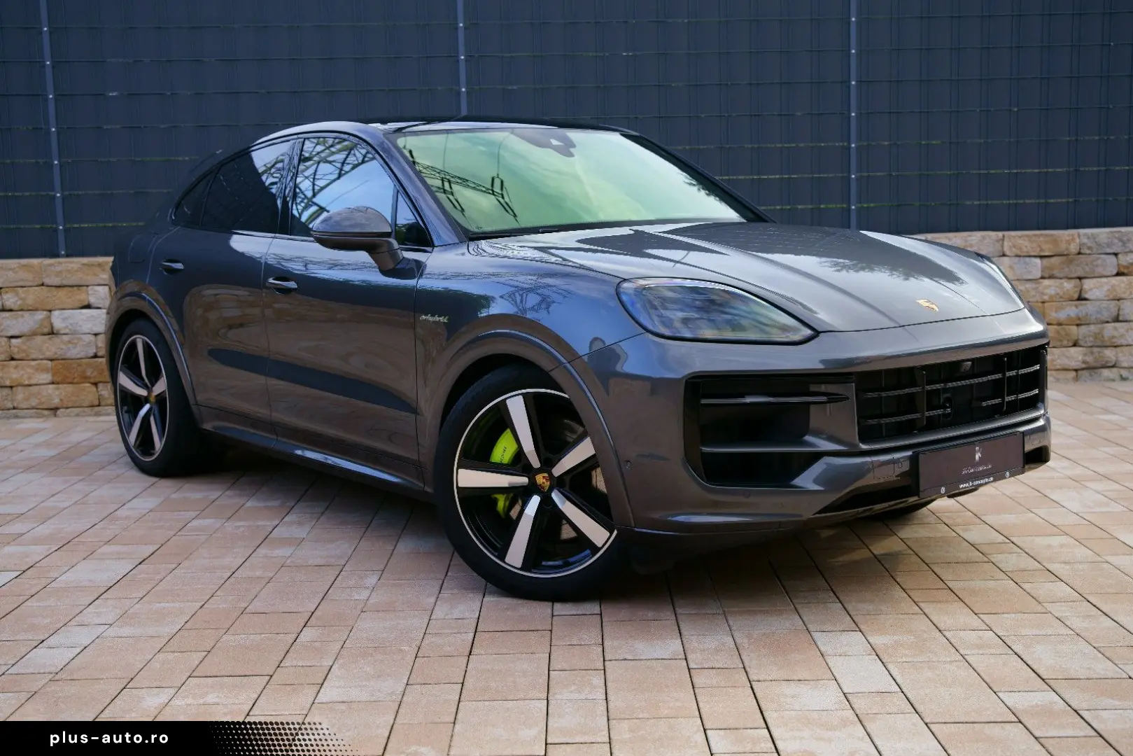 PORSCHE Cayenne Coupe S E-Hybrid SportDesign