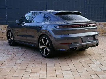 PORSCHE Cayenne Coupe S E-Hybrid SportDesign