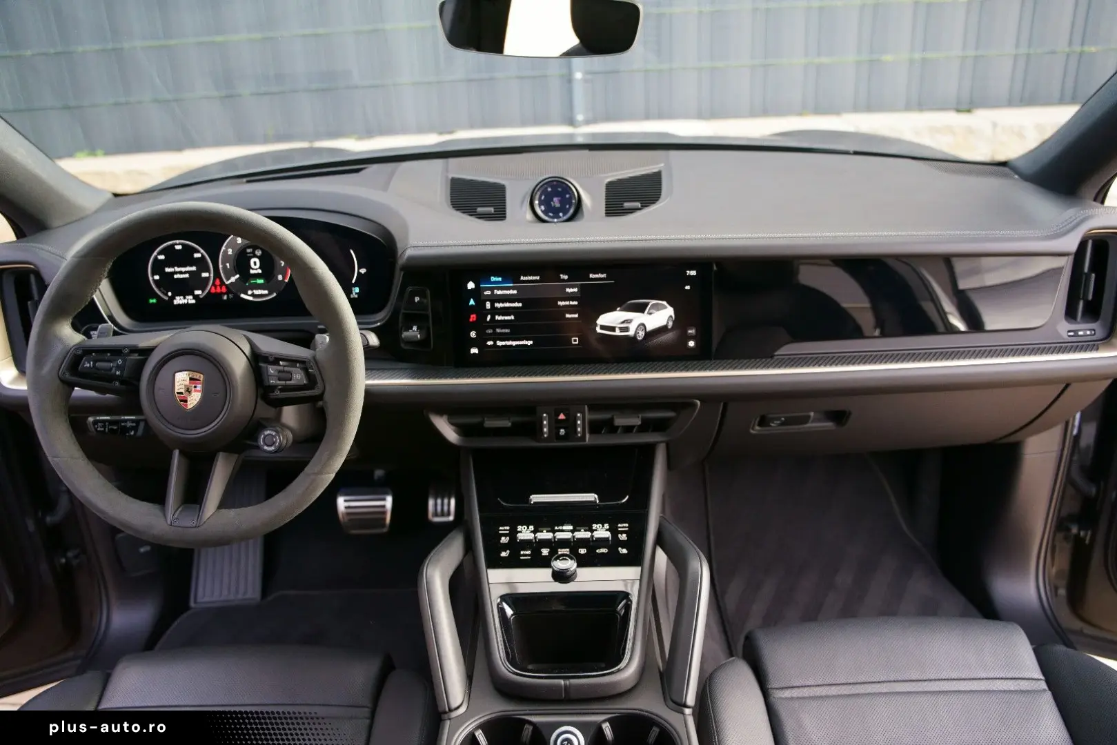 PORSCHE Cayenne Coupe S E-Hybrid SportDesign
