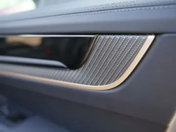 PORSCHE Cayenne Coupe S E-Hybrid SportDesign