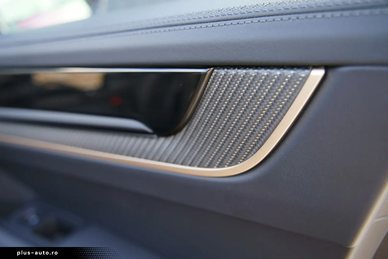 PORSCHE Cayenne Coupe S E-Hybrid SportDesign