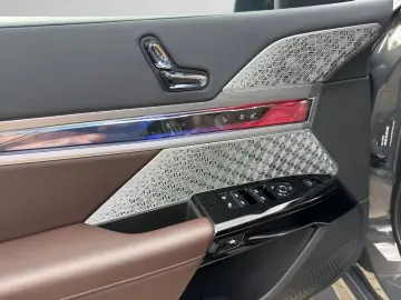 BMW 740 d xDrive M Sport