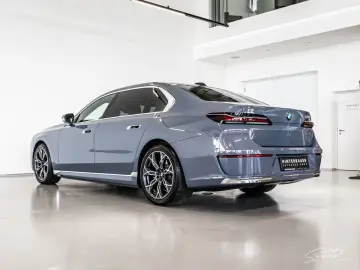 BMW i7 xDrive60 Executive Lounge