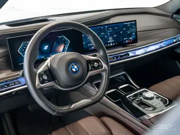 BMW i7 xDrive60 Executive Lounge