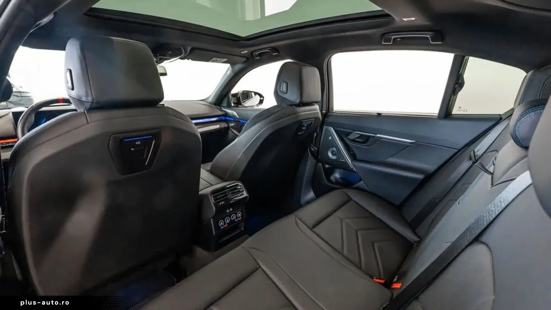 BMW i5 M60 xDrive Pano Iconic