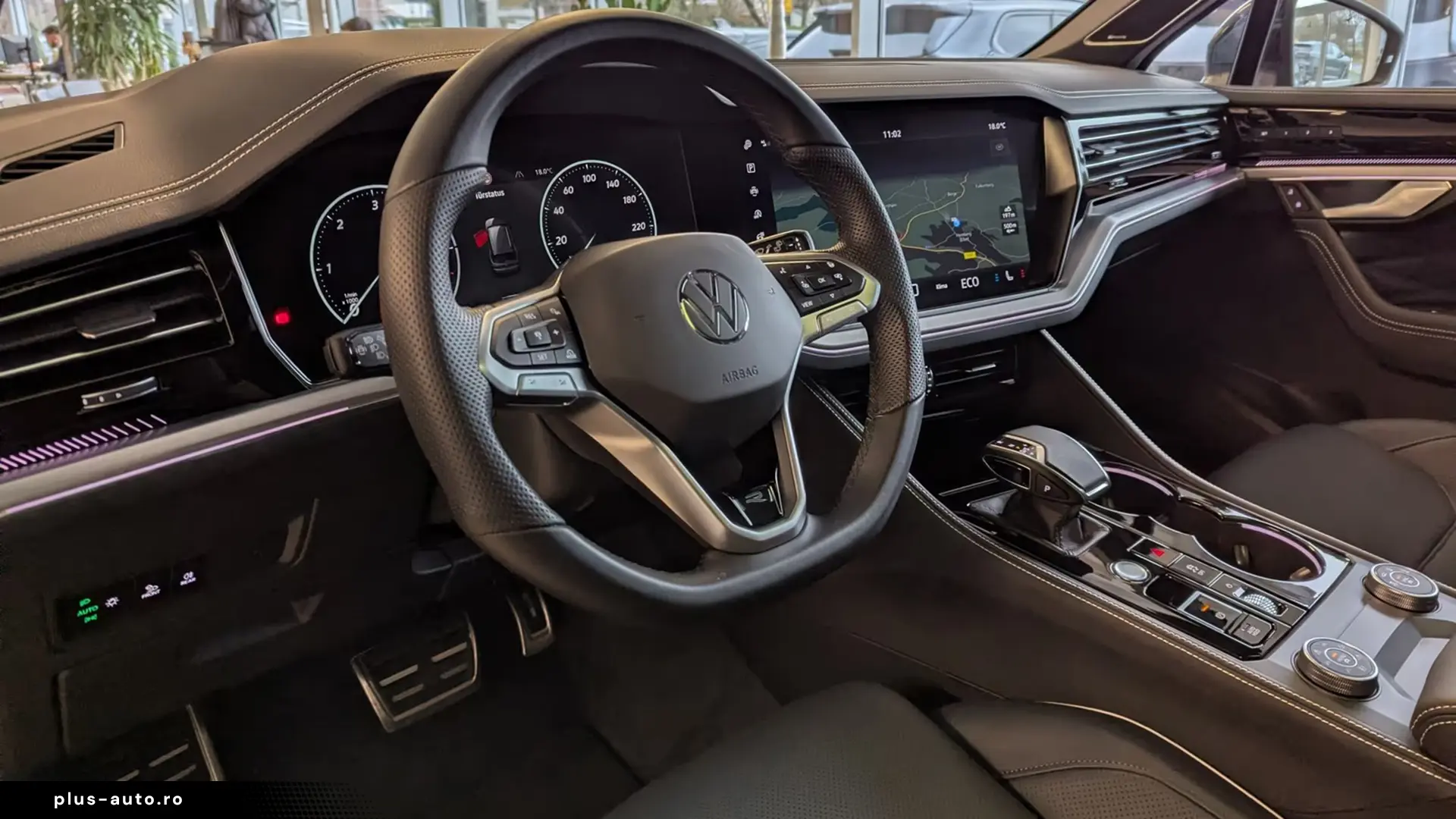 Volkswagen Touareg 3.0 TDI 4M R-Line   Finanțare Leasing