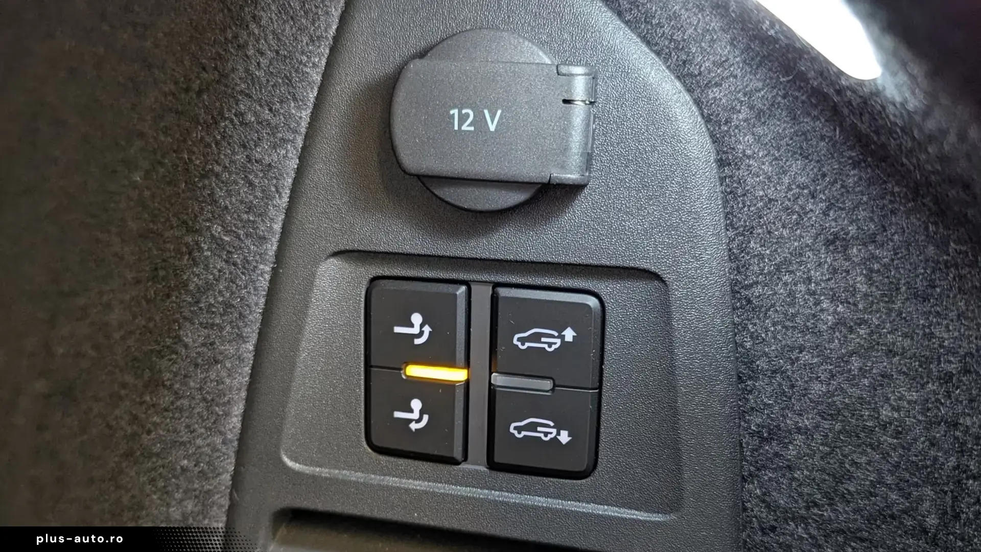Volkswagen Touareg 3.0 TDI 4M R-Line   Finanțare Leasing
