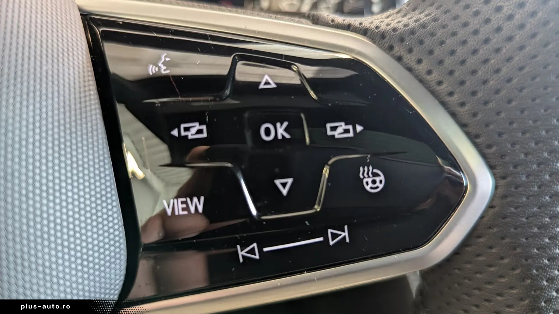 Volkswagen Touareg 3.0 TDI 4M R-line   Finanțare Leasing