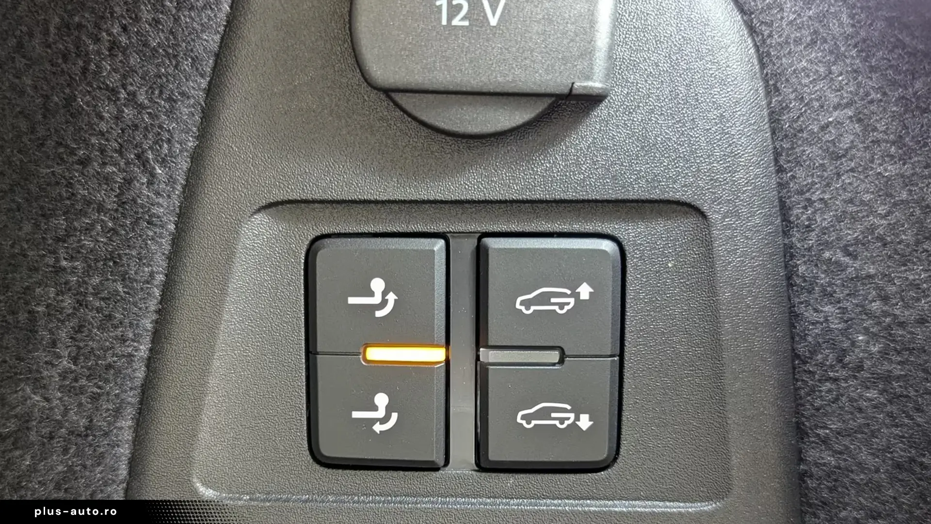 Volkswagen Touareg 3.0 TDI 4M R-line   Finanțare Leasing