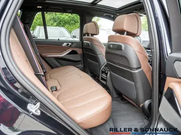 BMW X5 xDrive 40d M-Sport Pro HUD PANO SITZBELÜFTUNG