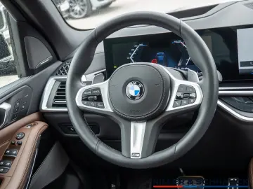 BMW X5 xDrive 40d M-Sport Pro HUD PANO SITZBELÜFTUNG