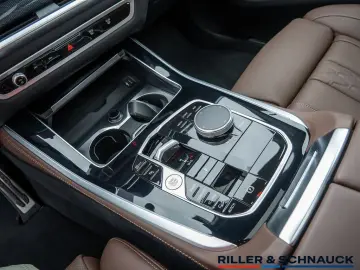 BMW X5 xDrive 40d M-Sport Pro HUD PANO SITZBELÜFTUNG