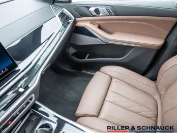BMW X5 xDrive 40d M-Sport Pro HUD PANO SITZBELÜFTUNG