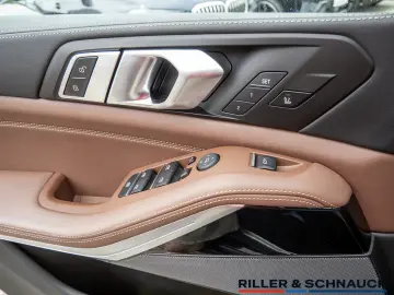 BMW X5 xDrive 40d M-Sport Pro HUD PANO SITZBELÜFTUNG