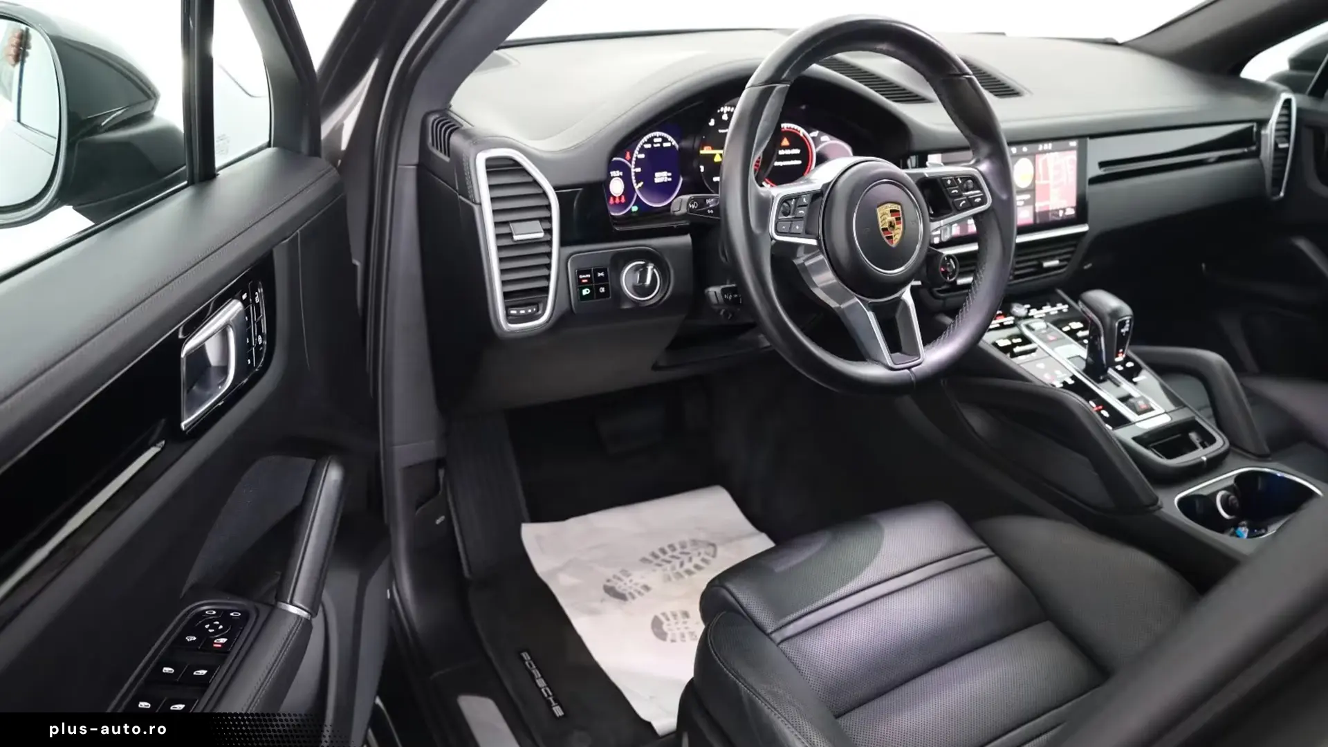 Porsche Cayenne E-Hybrid Coupe Sport Chr   Finanțare Leasing