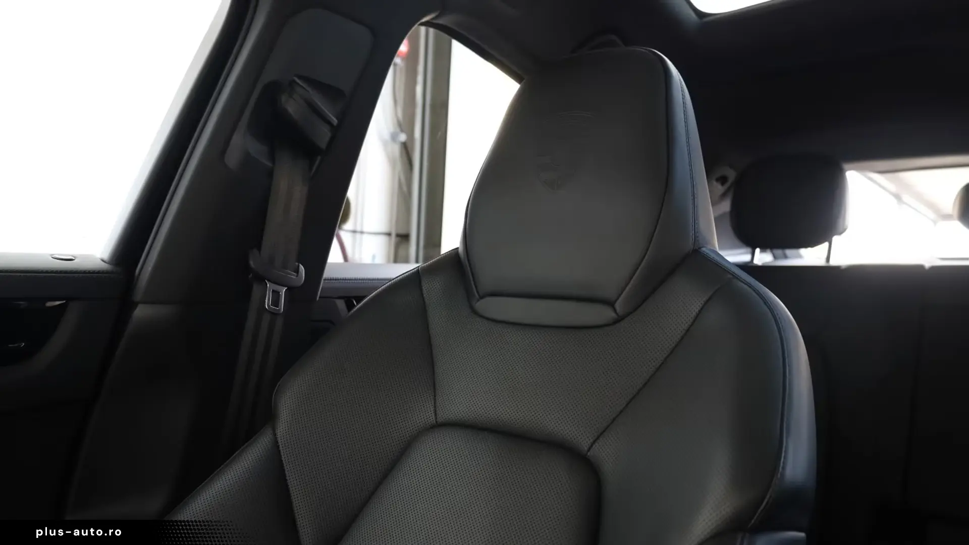 Porsche Cayenne E-Hybrid Coupe Sport Chr   Finanțare Leasing