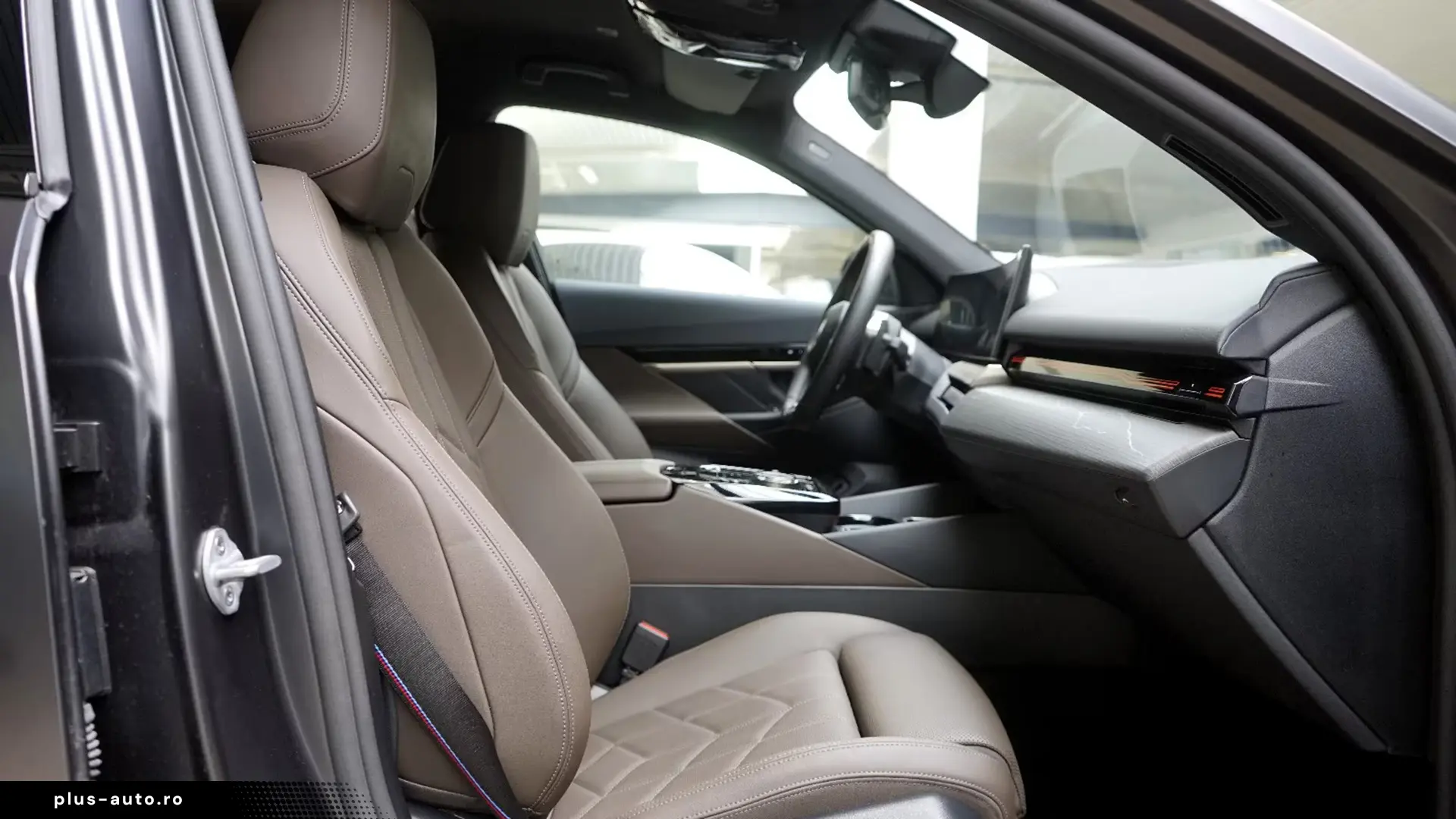 BMW 540d xDrive M Sport PRO Individ 3xTV   Finanțare Leasing