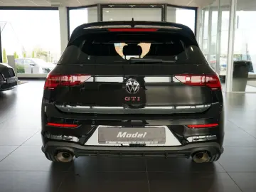 VW Golf GTI Clubsport   Akrapovic   Pano   AHK