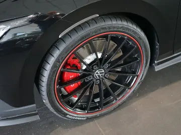 VW Golf GTI Clubsport   Akrapovic   Pano   AHK