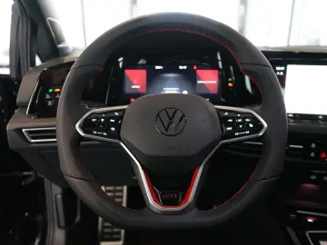 VW Golf GTI Clubsport   Akrapovic   Pano   AHK