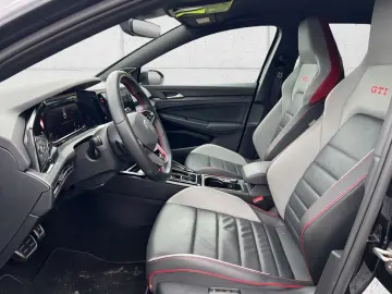 VW Golf VIII 2.0 TSI GTI Clubsport Akrapovic H K