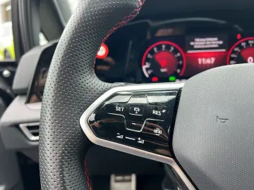 VW Golf VIII 2.0 TSI GTI Clubsport Akrapovic H K