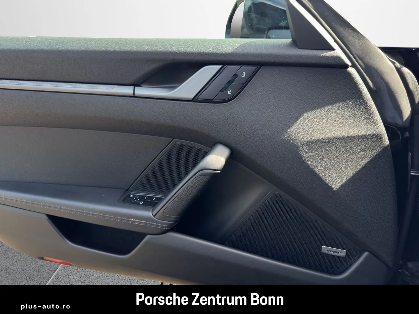 PORSCHE 911 2025 — imagine 12