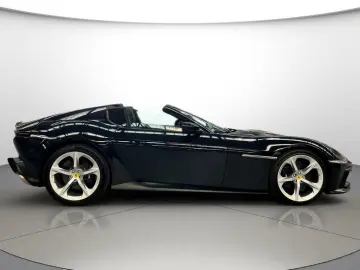 FERRARI 12Cilindri Spider