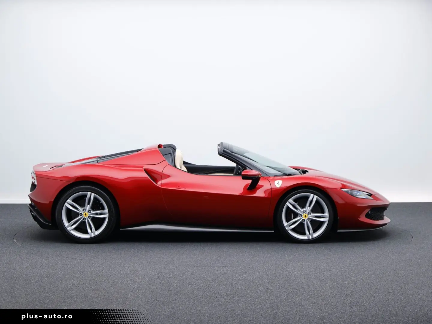 FERRARI 296 GTS      Ferrari Frankfurt