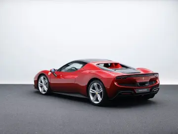 FERRARI 296 GTS      Ferrari Frankfurt