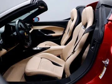 FERRARI 296 GTS      Ferrari Frankfurt