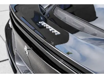 FERRARI 296 GTS  Racingsitze Liftsystem Carbon LED JBL
