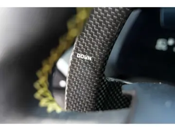 FERRARI 296 GTS  Racingsitze Liftsystem Carbon LED JBL