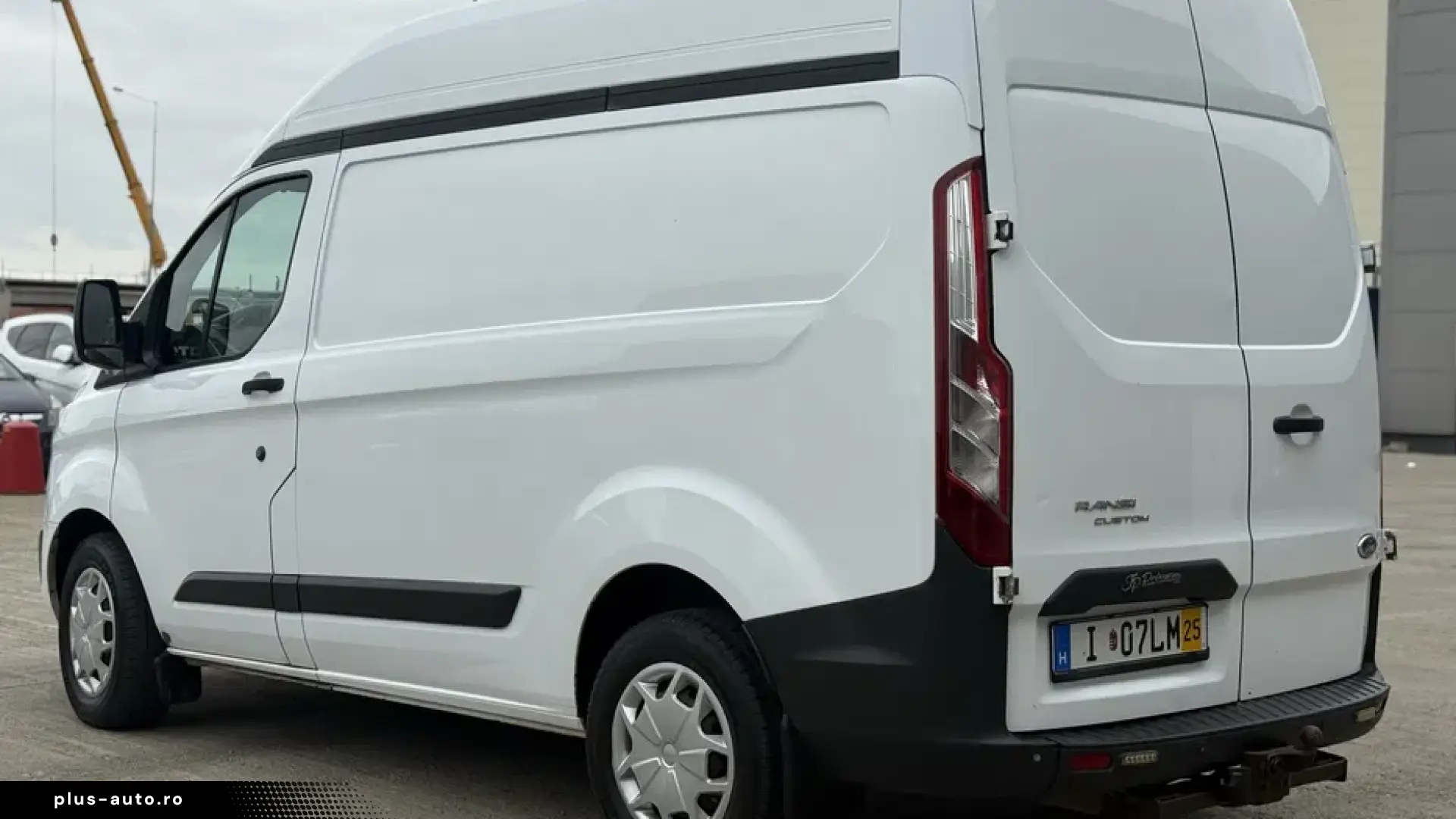 Ford Transit Custom L1H2 SUPRAINALTAT