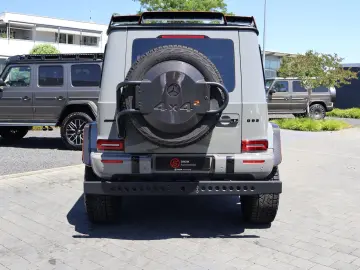 MERCEDES-BENZ G 63 AMG 4x4² MANUFAKTUR-Mandarin-Nigh…
