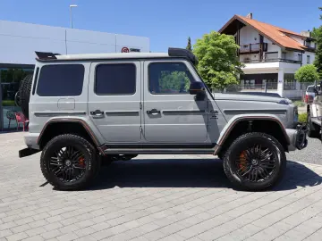 MERCEDES-BENZ G 63 AMG 4x4² MANUFAKTUR-Mandarin-Nigh…
