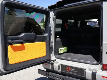 MERCEDES-BENZ G 63 AMG 4x4² MANUFAKTUR-Mandarin-Nigh…