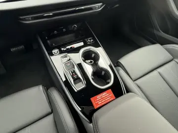 AUDI A6 Limousine e-hybrid S tronic LEDER  TOTW  MATR