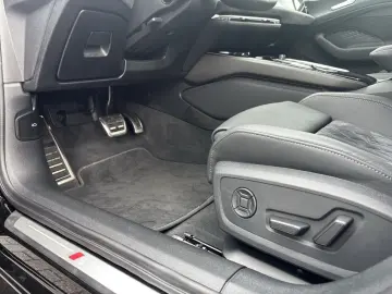 AUDI A6 TDI quattro S tronic edition one S line Ex. I