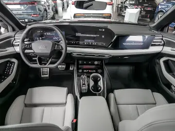 AUDI A6 Limousine e-hybrid quattro S tronic PANO 360