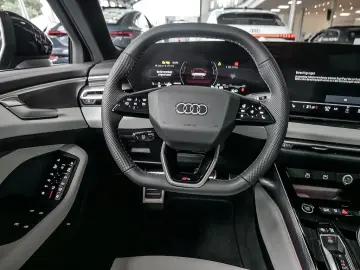 AUDI A6 Limousine e-hybrid quattro S tronic PANO 360